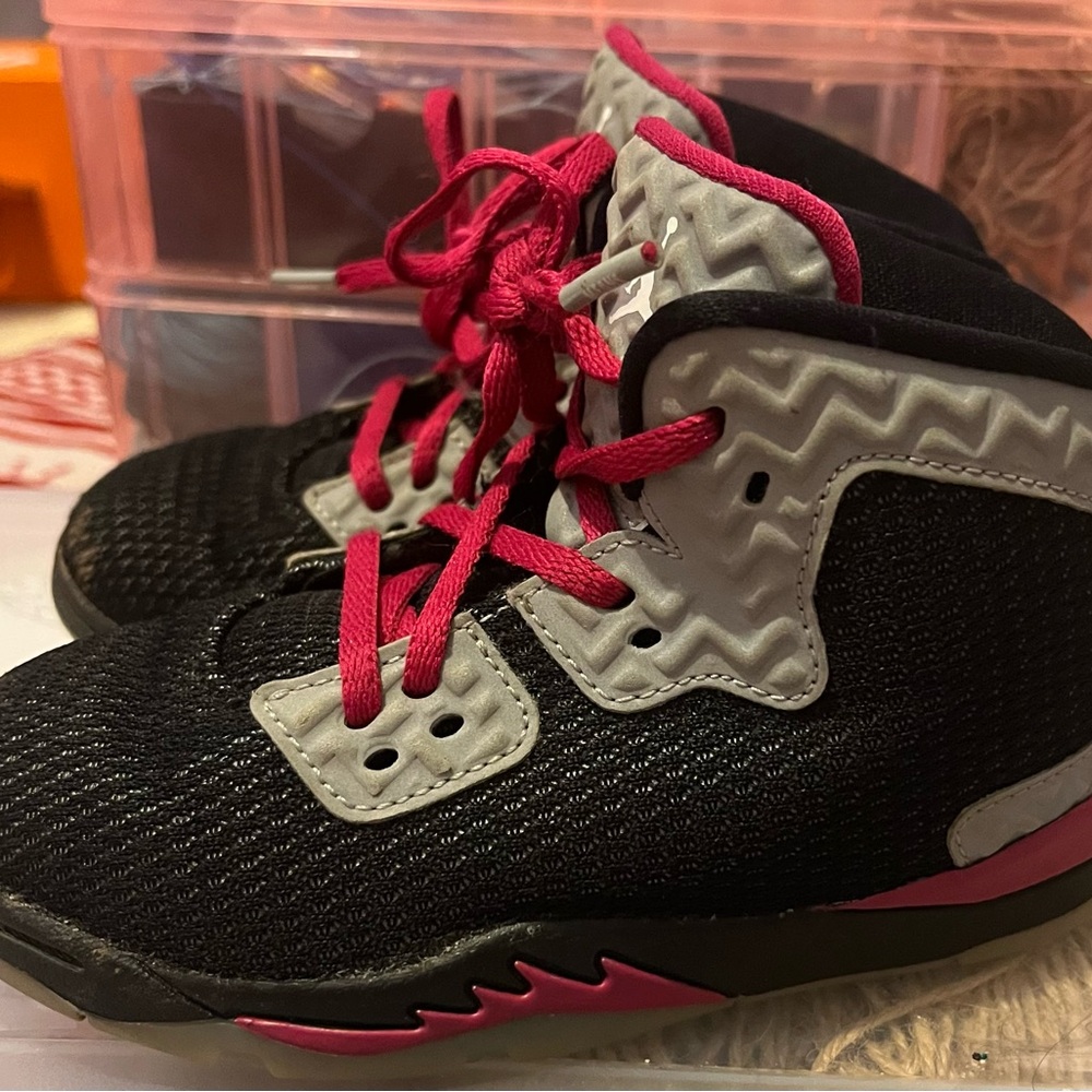 Nike Jordan Toddler Size 9c Black and Pink Shoes